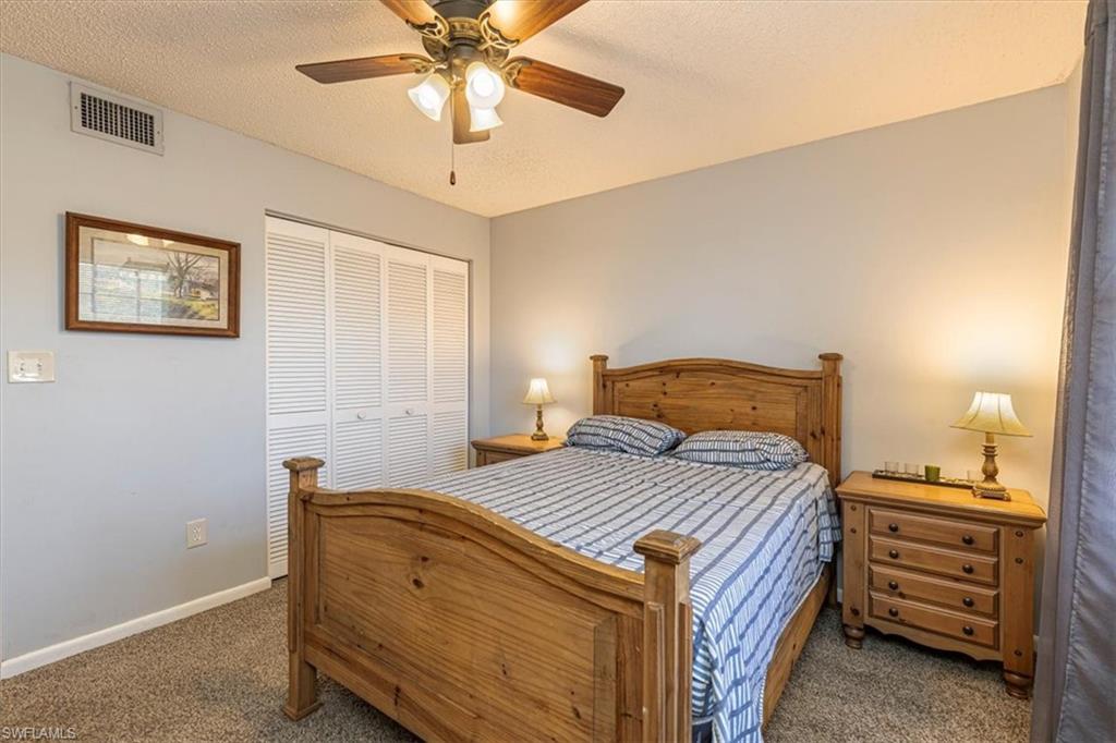 HAMMOCKS - Residential Lease