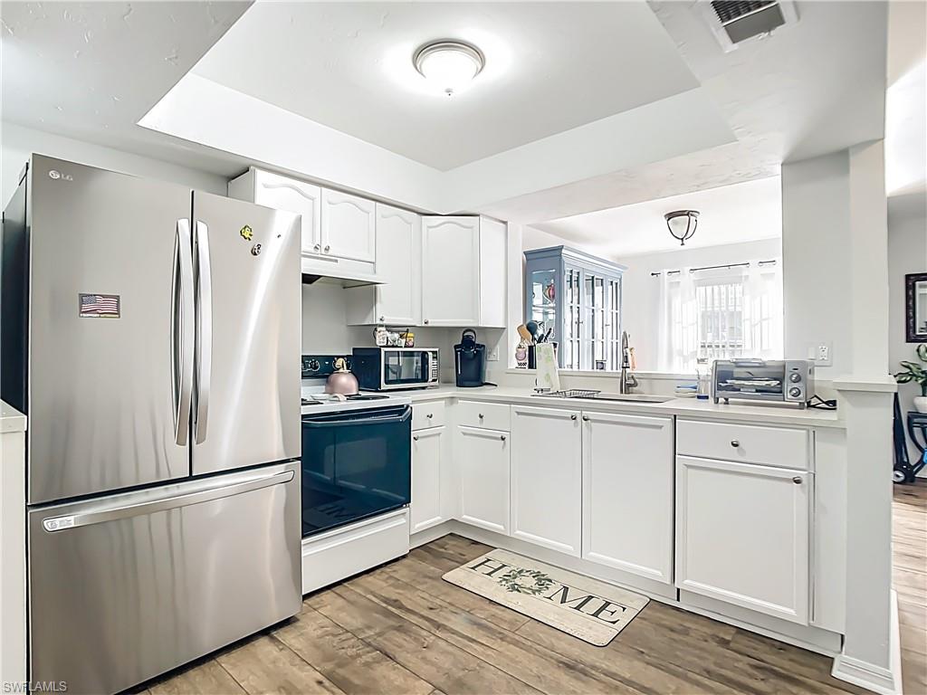 PINE HAVEN CONDO - Residential Lease