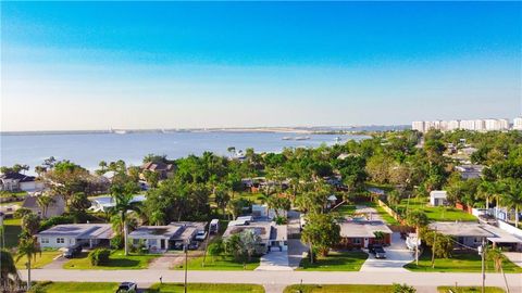 A home in PUNTA GORDA