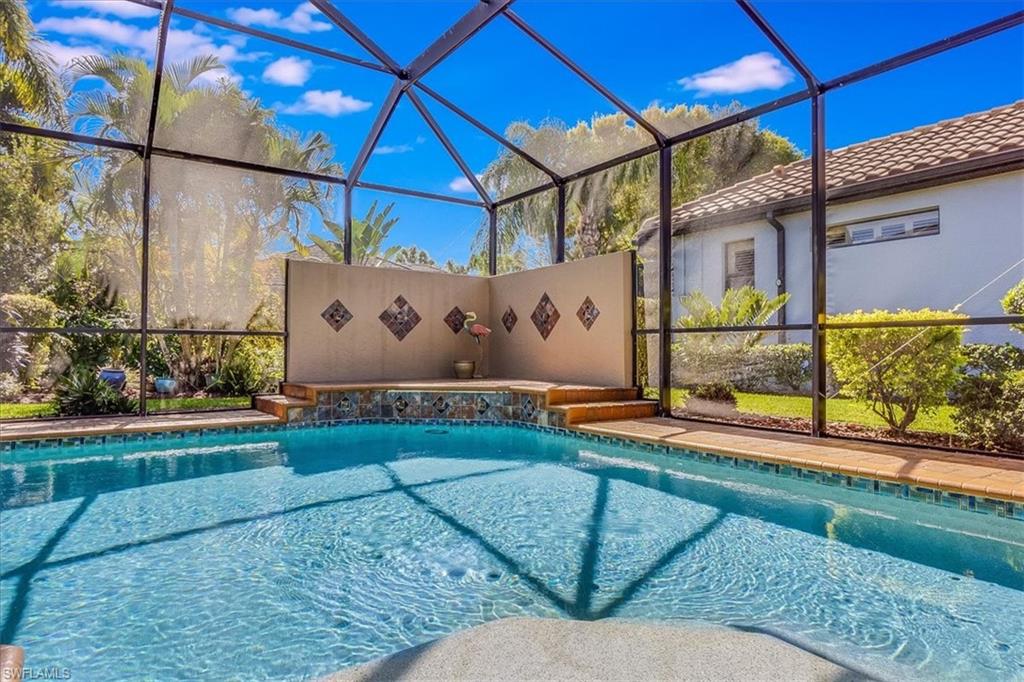 PINECREST - Residential