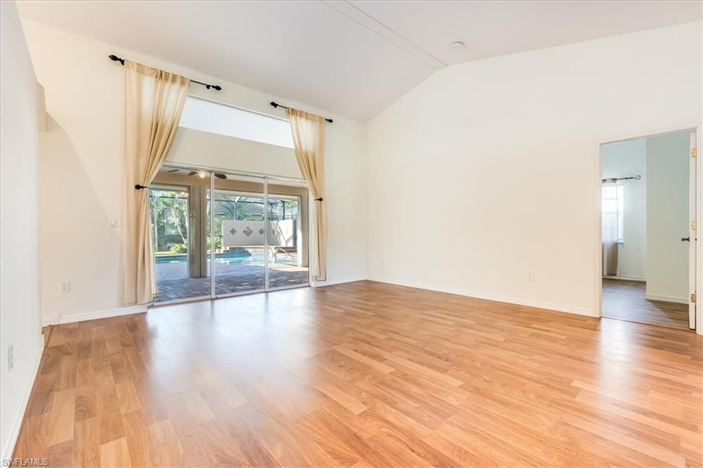 PINECREST - Residential