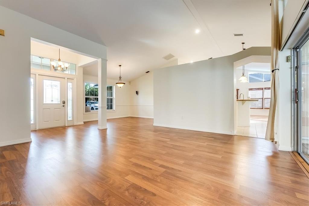 PINECREST - Residential