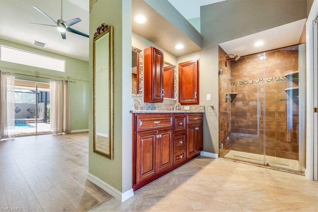 PINECREST - Residential