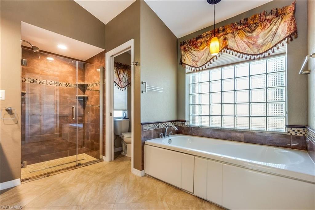 PINECREST - Residential