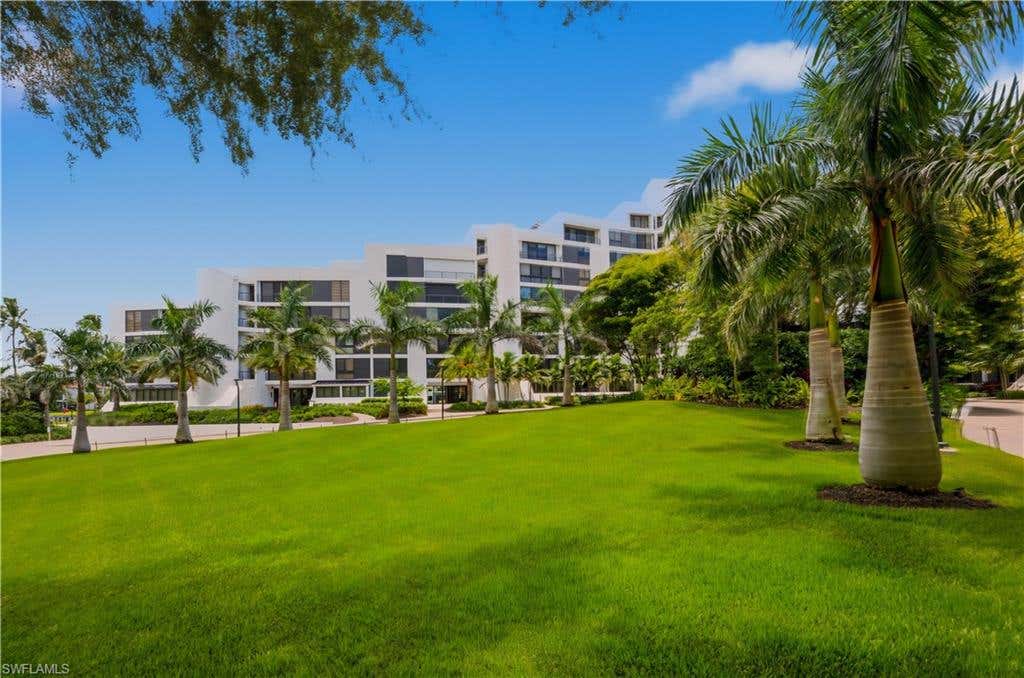 Photo of 2316 Gulf Shore BLVD N #411, NAPLES, FL 34103 (MLS # 226022557)
