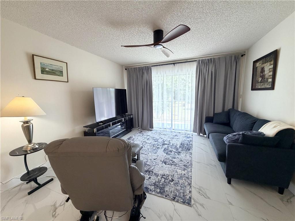 FOXMOOR CONDO II - Residential Lease