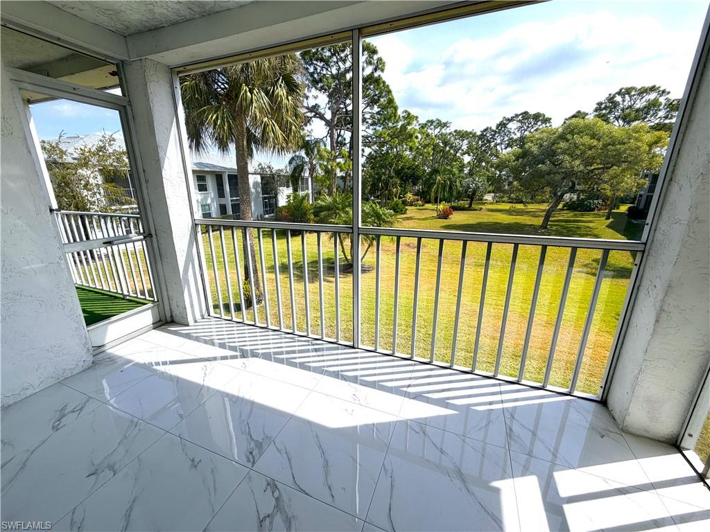 FOXMOOR CONDO II - Residential Lease