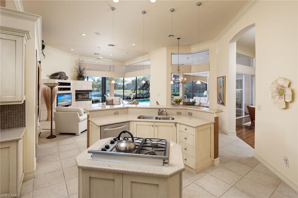 MONTEREY - Residential