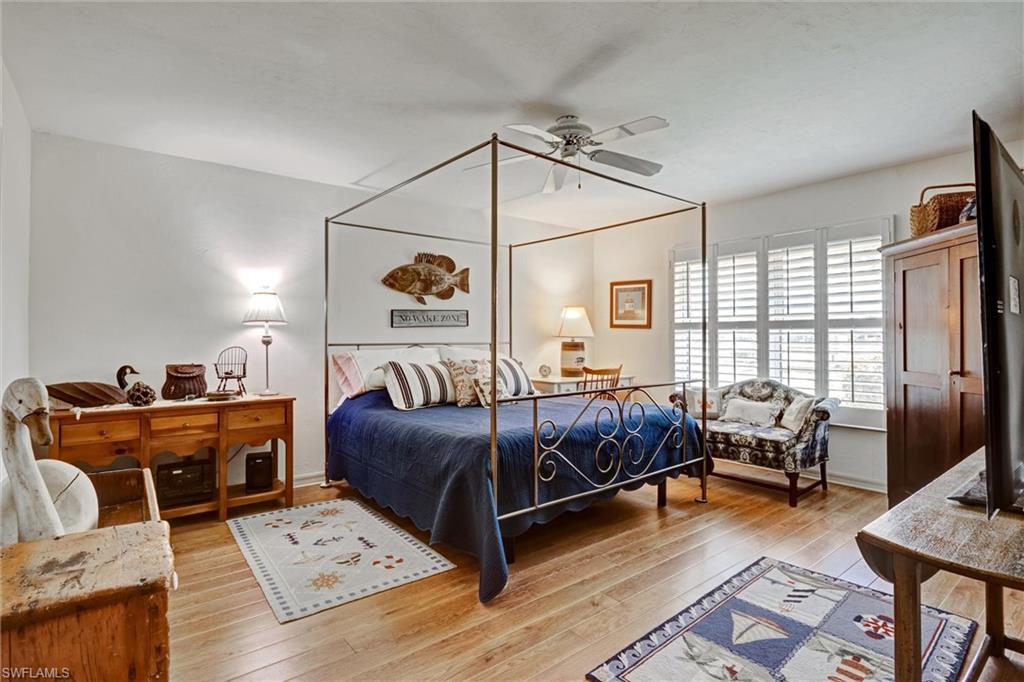 VILLAS AT BAY FOREST - Residential