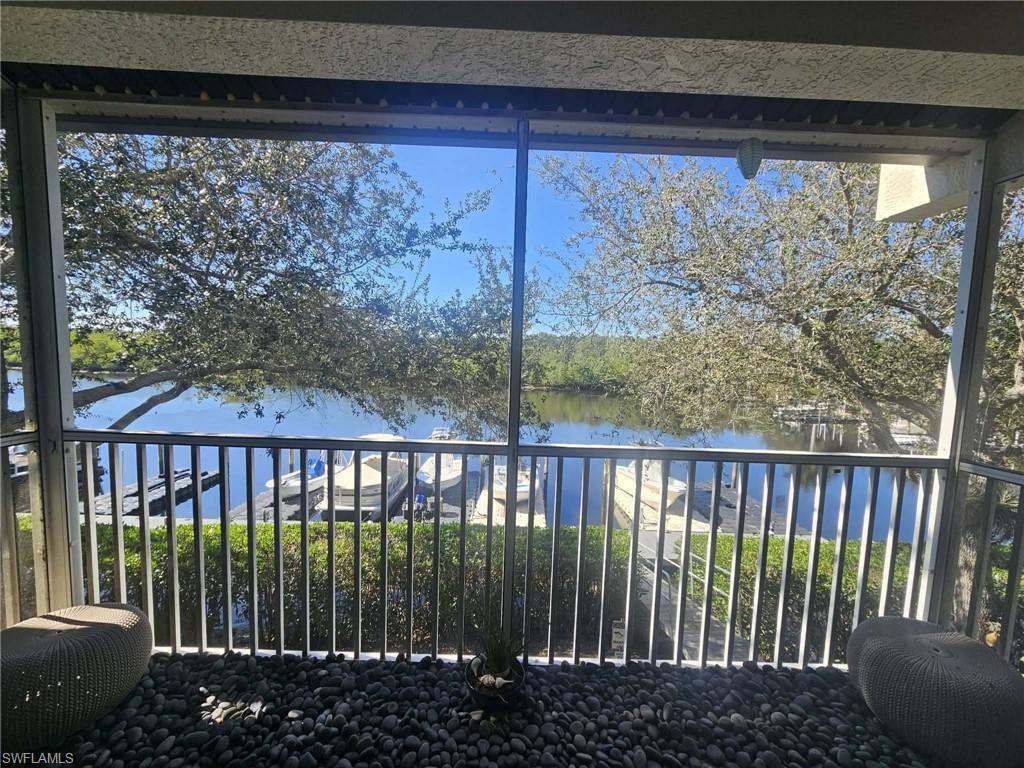 SUNSET CAY VILLAS - Residential