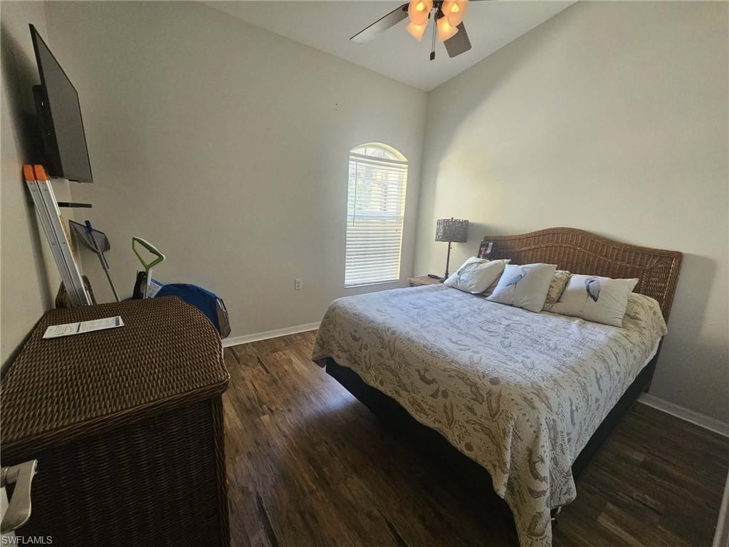 SUNSET CAY VILLAS - Residential