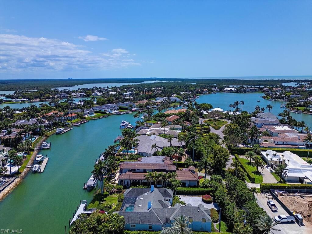 Photo of 3495 Gin LN, NAPLES, FL 34102 (MLS # 225035239)