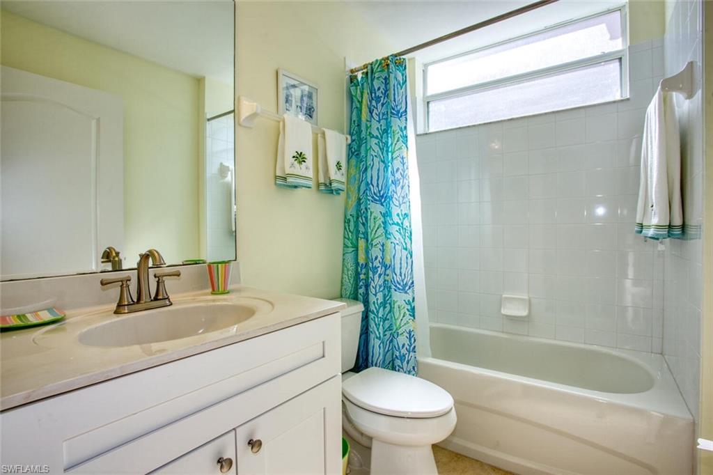 FAIRWAY ISLES - Residential