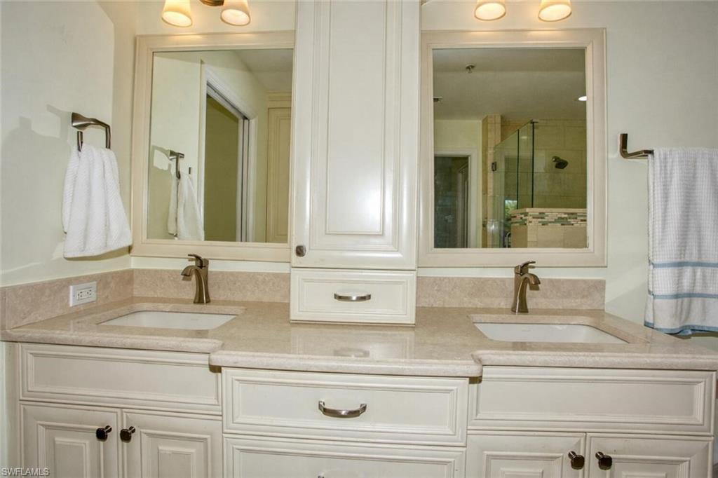 FAIRWAY ISLES - Residential