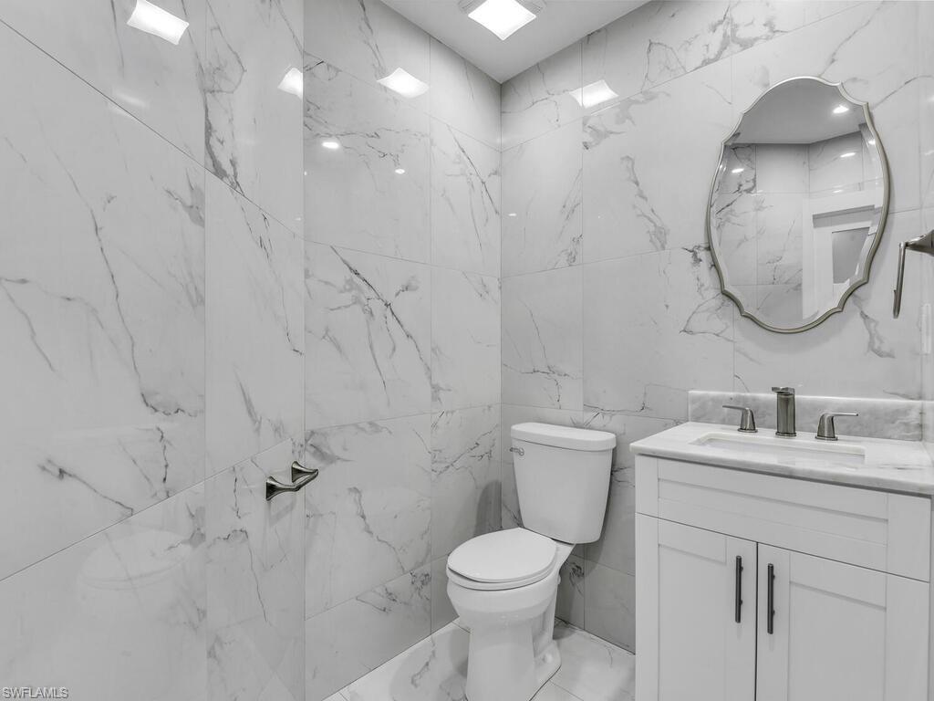 GOLDEN GATE CITY - Residential