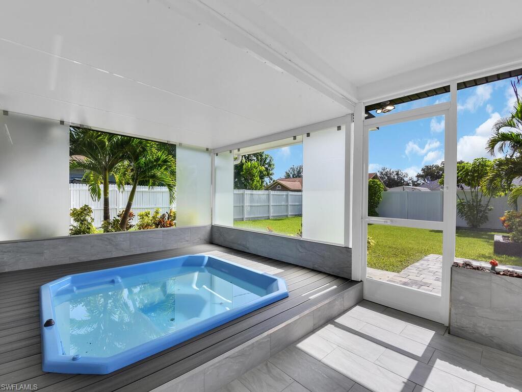 GOLDEN GATE CITY - Residential