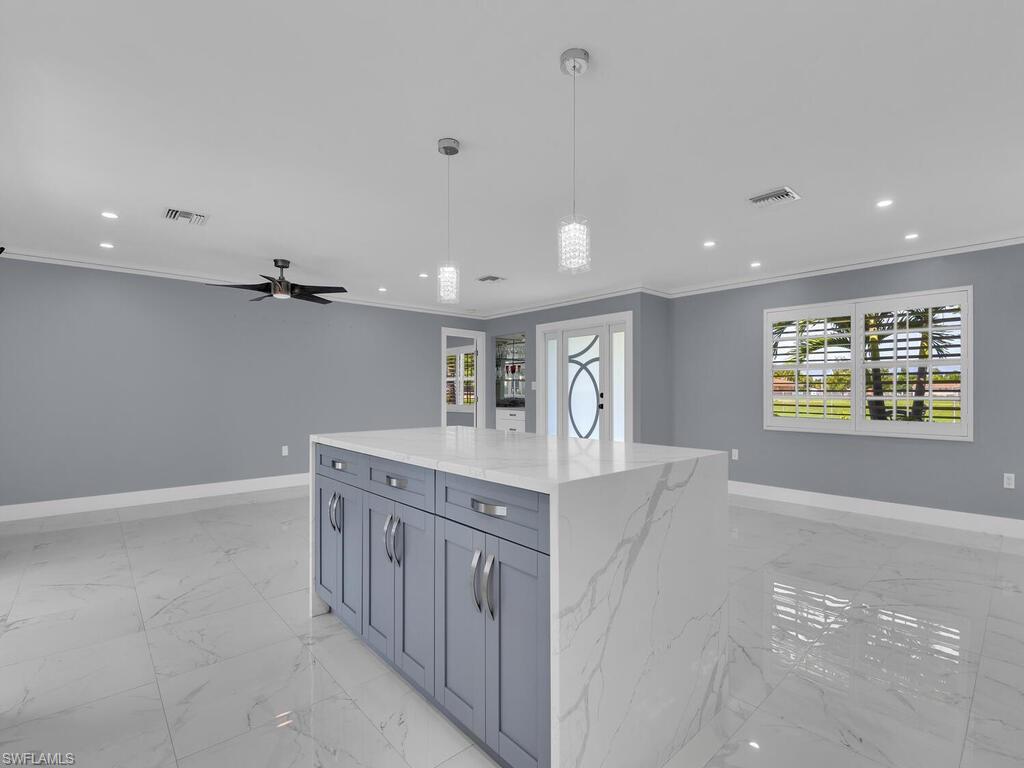 GOLDEN GATE CITY - Residential