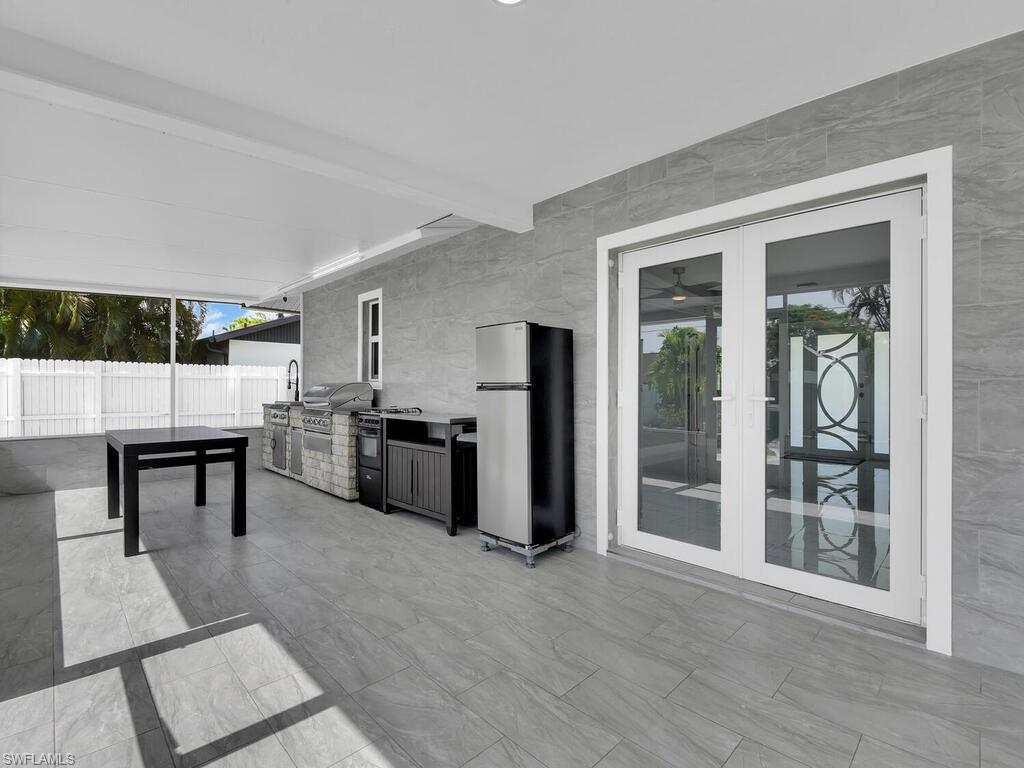 GOLDEN GATE CITY - Residential