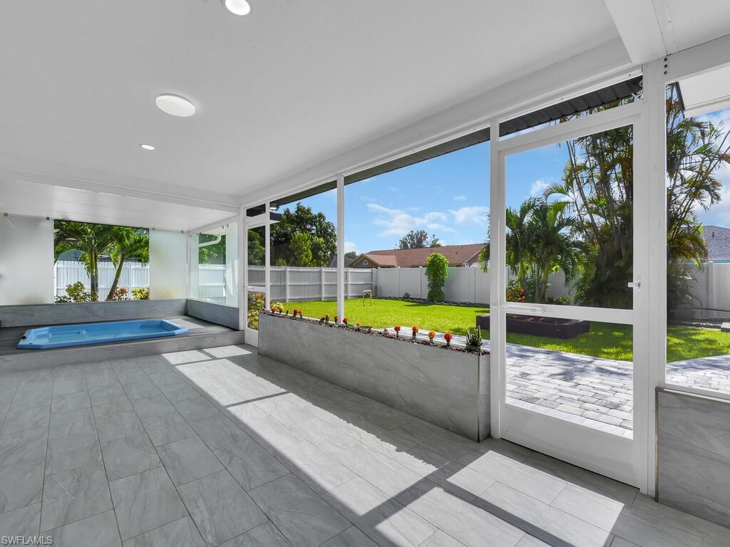 GOLDEN GATE CITY - Residential