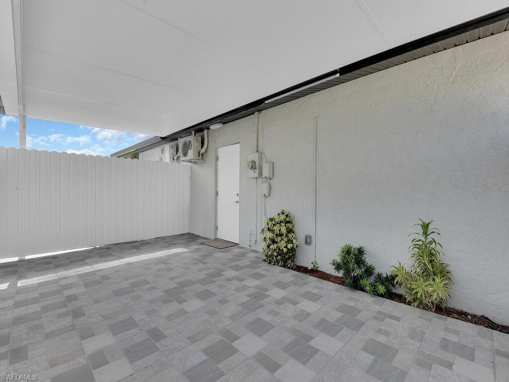 GOLDEN GATE CITY - Residential