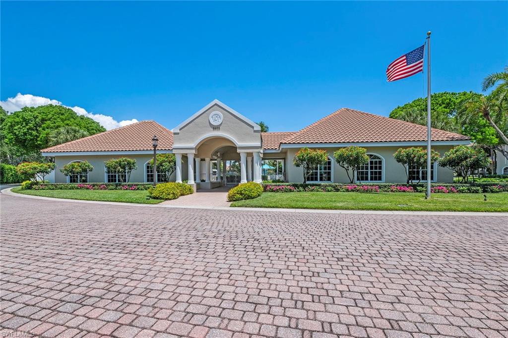 CRESCENT - Residential