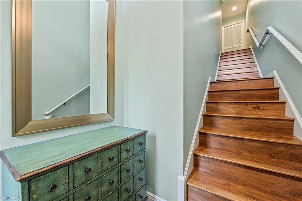 CRESCENT - Residential