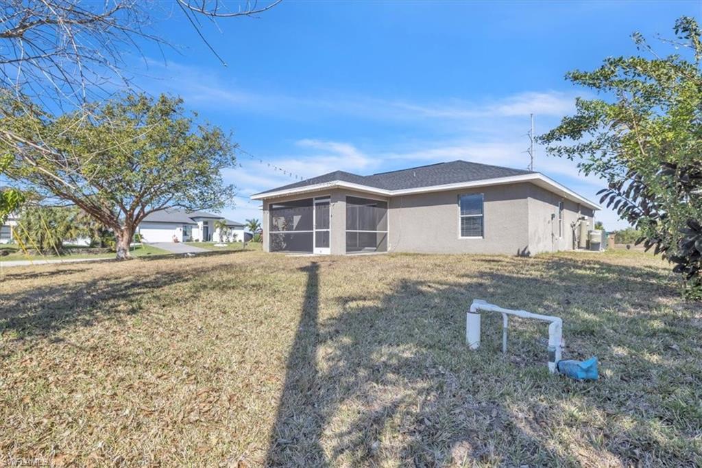 CAPE CORAL - Residential