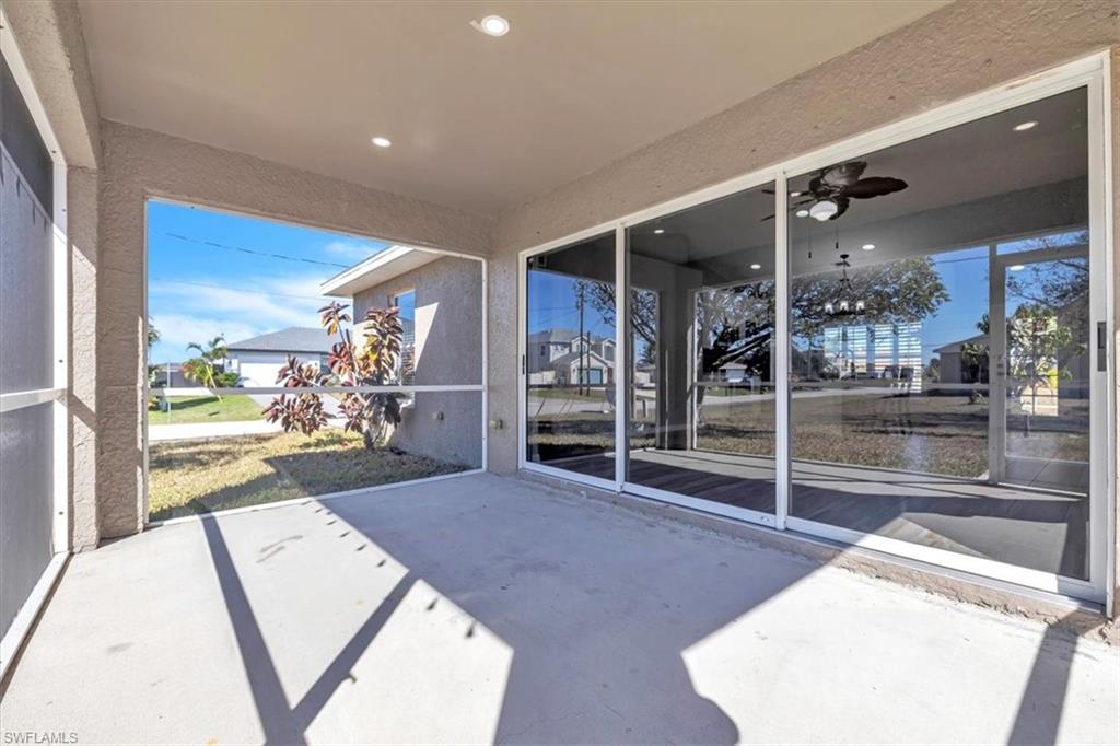 CAPE CORAL - Residential