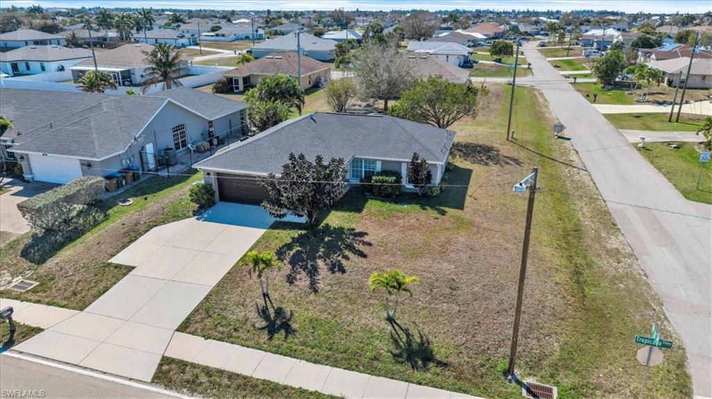 CAPE CORAL - Residential