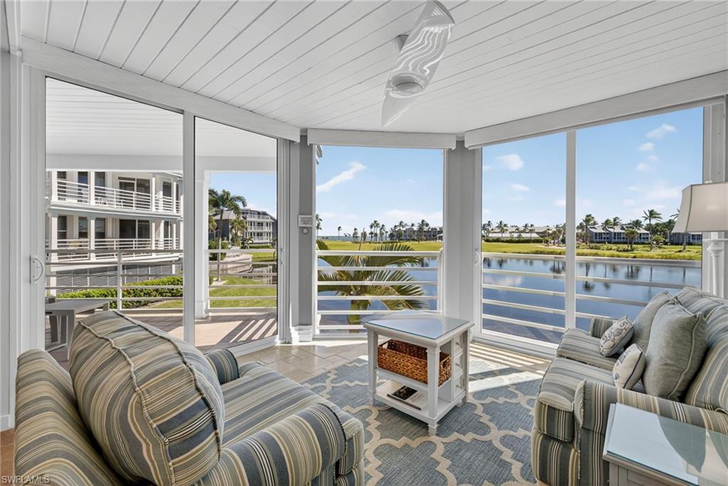 LAND'S END - Residential