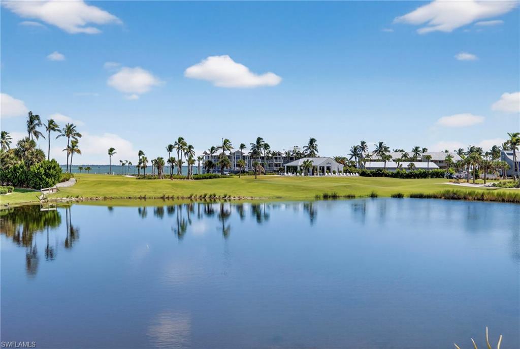 LAND'S END - Residential