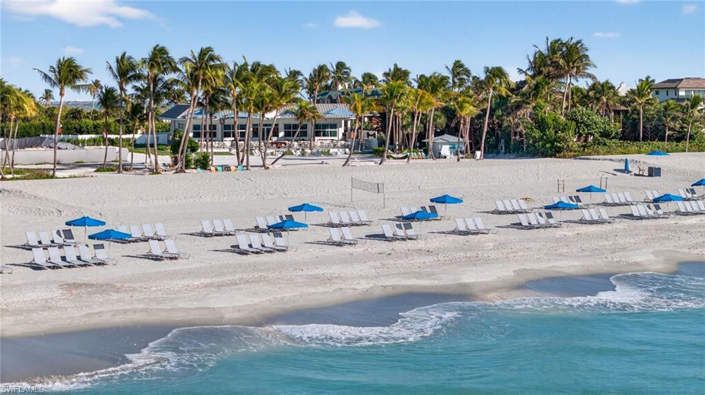 LAND'S END - Residential