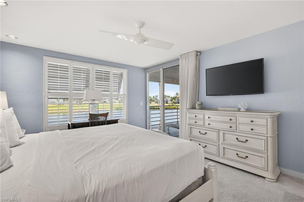 LAND'S END - Residential