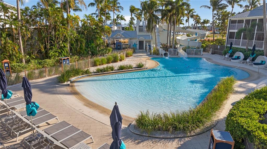 LAND'S END - Residential