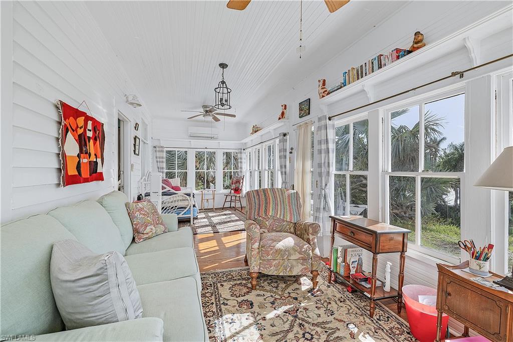 PINELAND - Residential