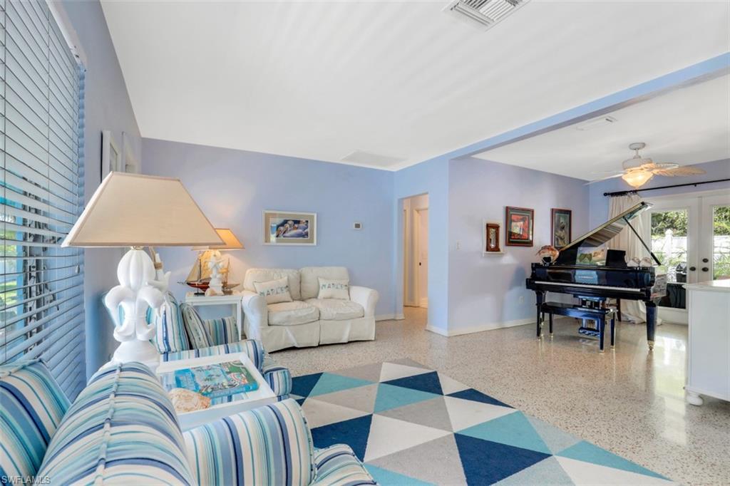 OLDE NAPLES - Residential