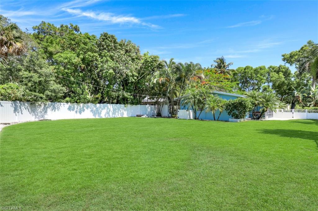 OLDE NAPLES - Residential