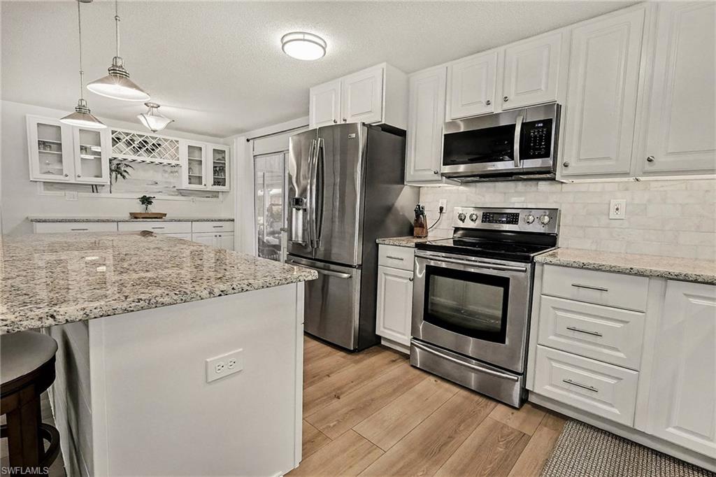 BAYSIDE ESTATES - Residential