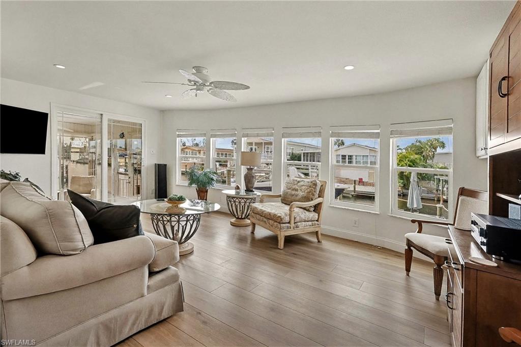 BAYSIDE ESTATES - Residential