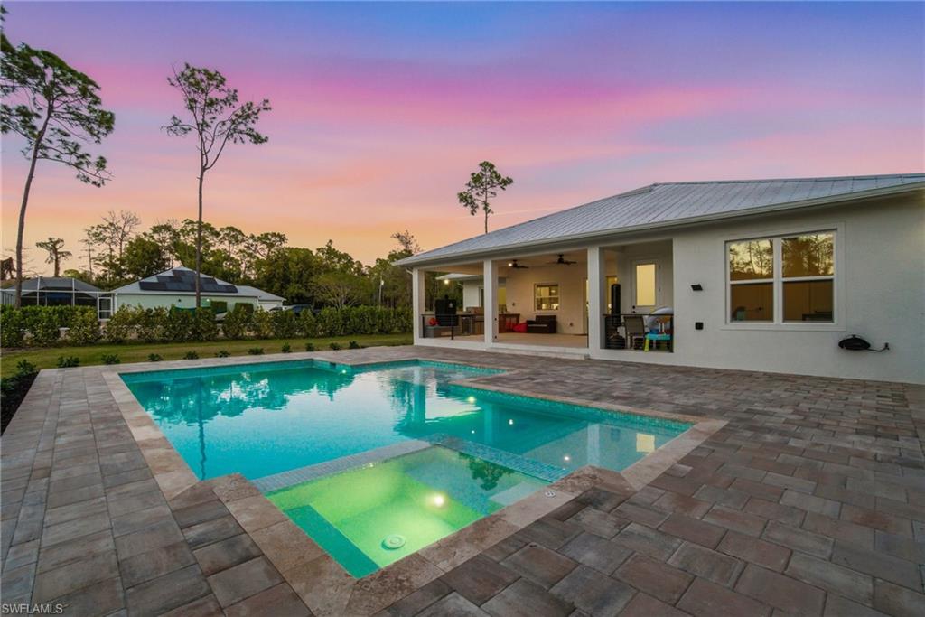 SAN CARLOS ESTATES - Residential