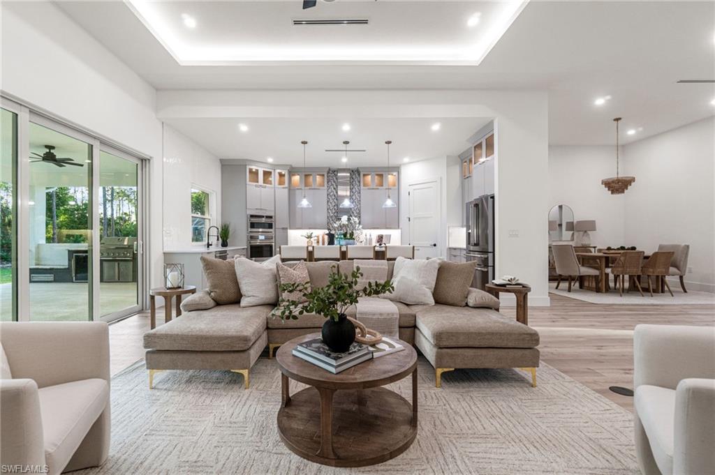 SAN CARLOS ESTATES - Residential