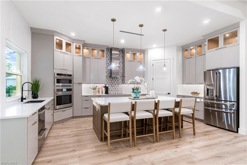 SAN CARLOS ESTATES - Residential