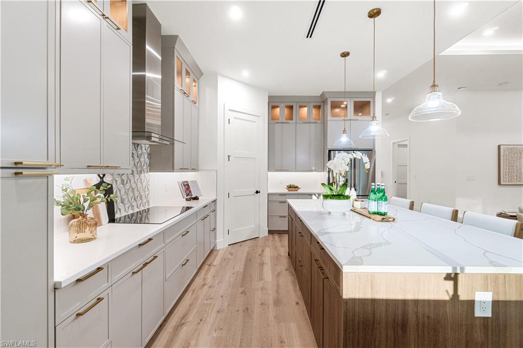 SAN CARLOS ESTATES - Residential