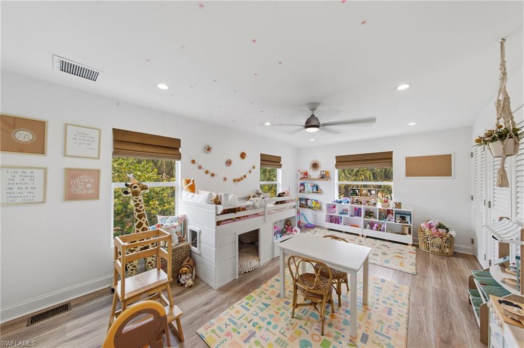 BELLE MEADE - Residential