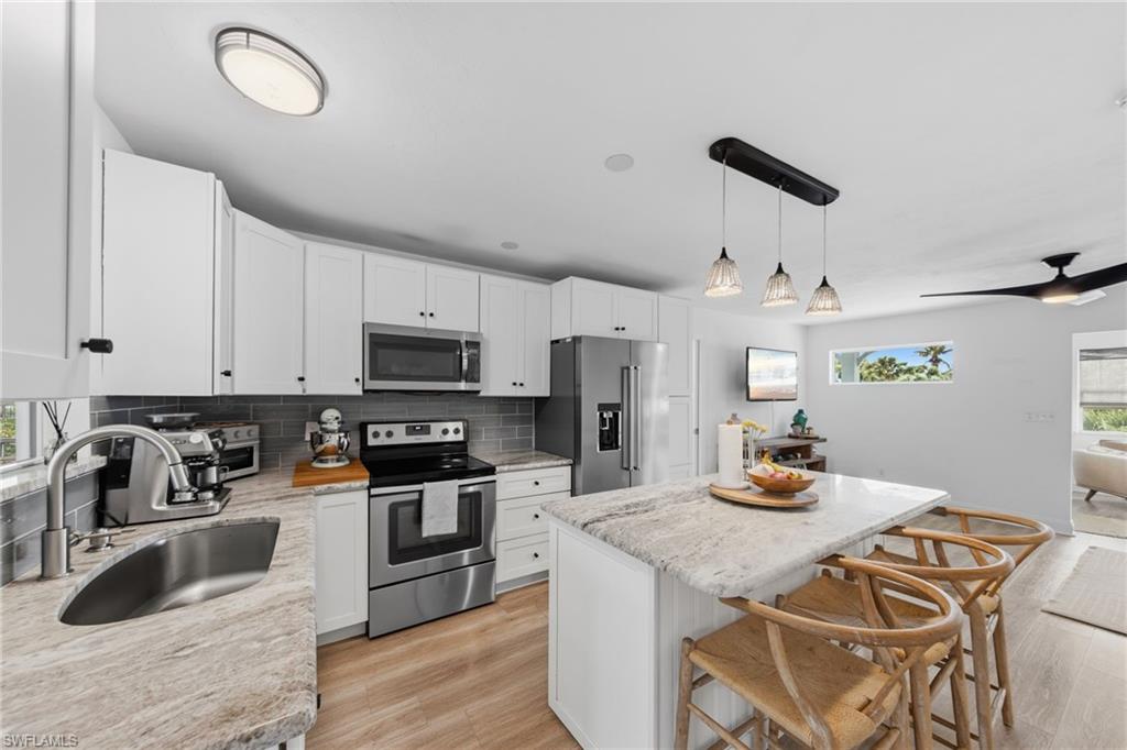 BELLE MEADE - Residential