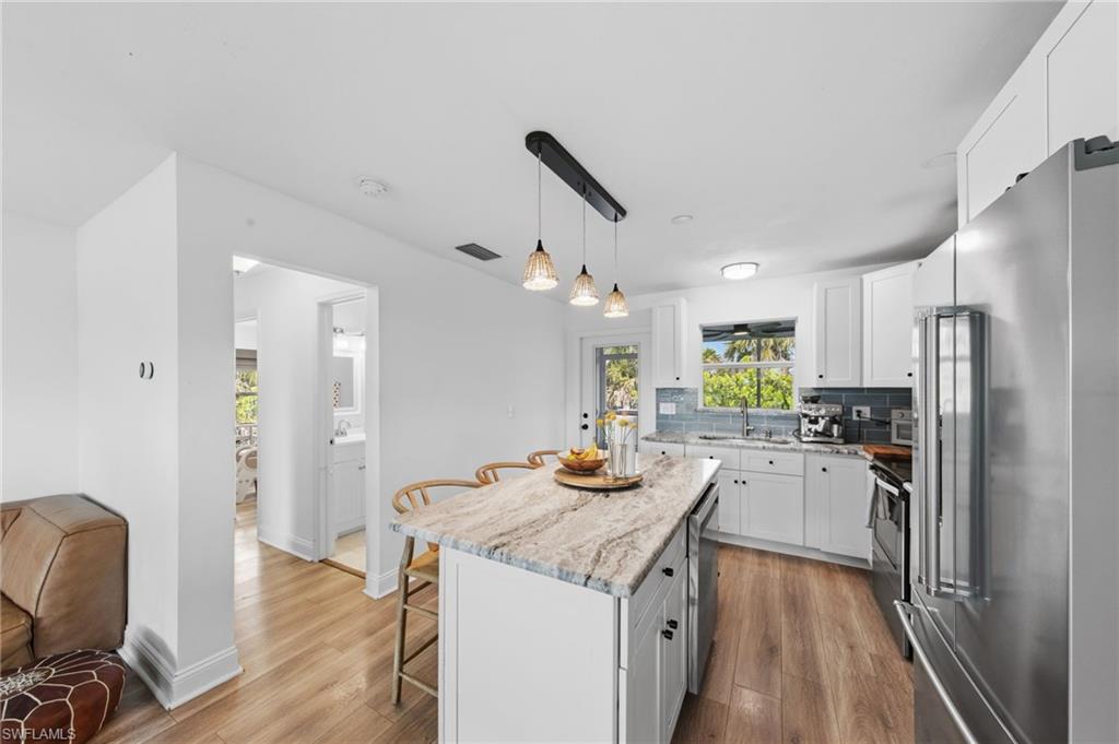 BELLE MEADE - Residential