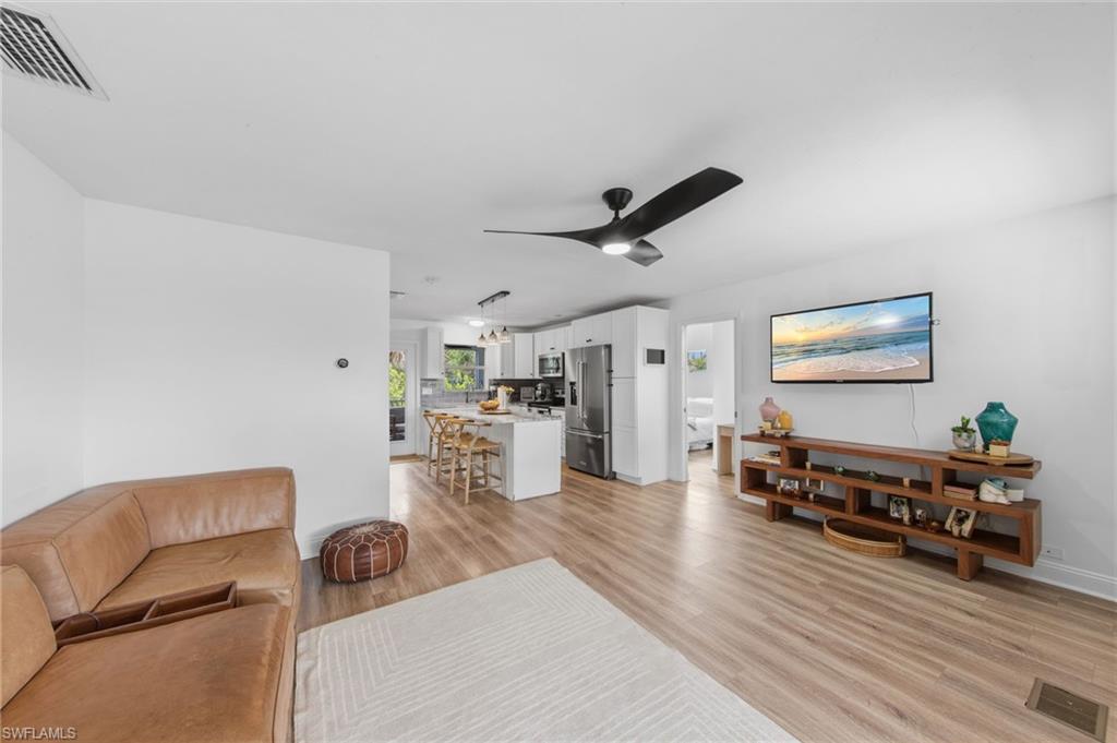 BELLE MEADE - Residential