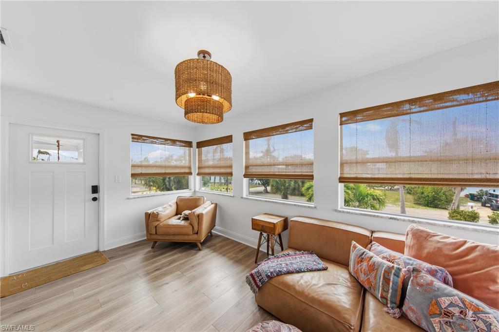 BELLE MEADE - Residential