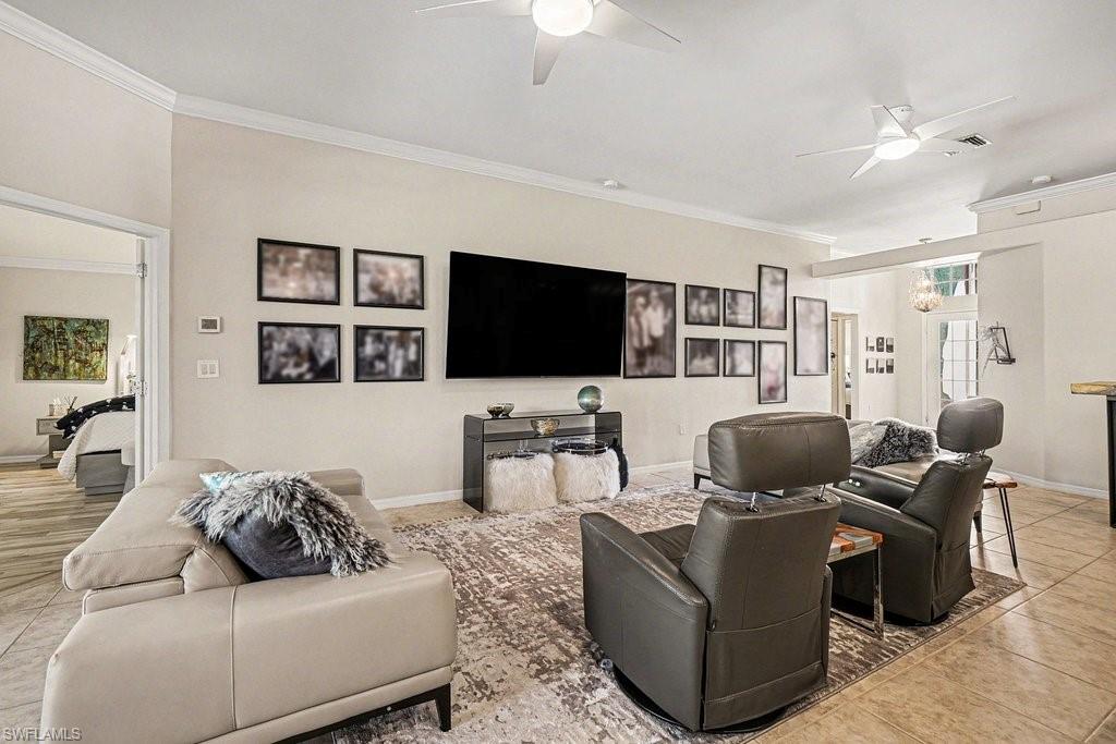 SHADOW GLEN - Residential