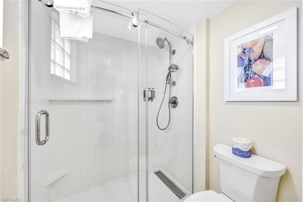 SANIBEL VIEW VILLAS - Residential